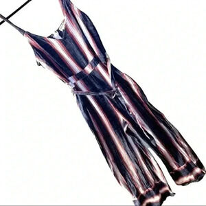 Dizzire Multi color romper for summer! Perfect condition